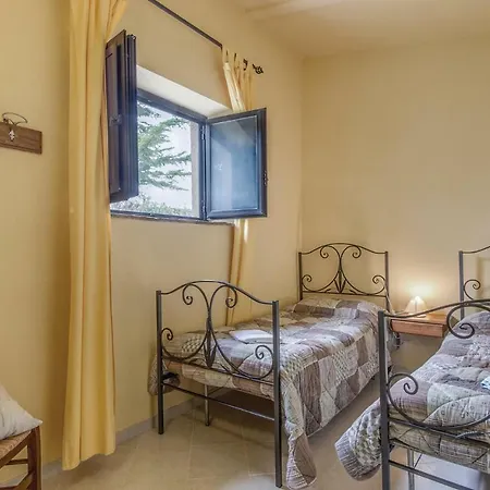 Apartman Fortezzalta 1 *