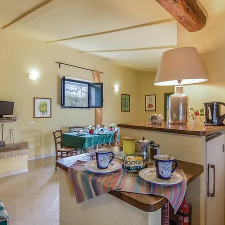 Apartman Fortezzalta 1 *